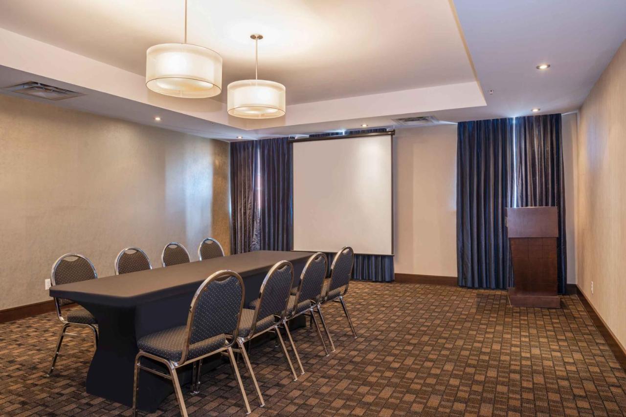 Sandman Hotel & Suites Winnipeg Airport Luaran gambar